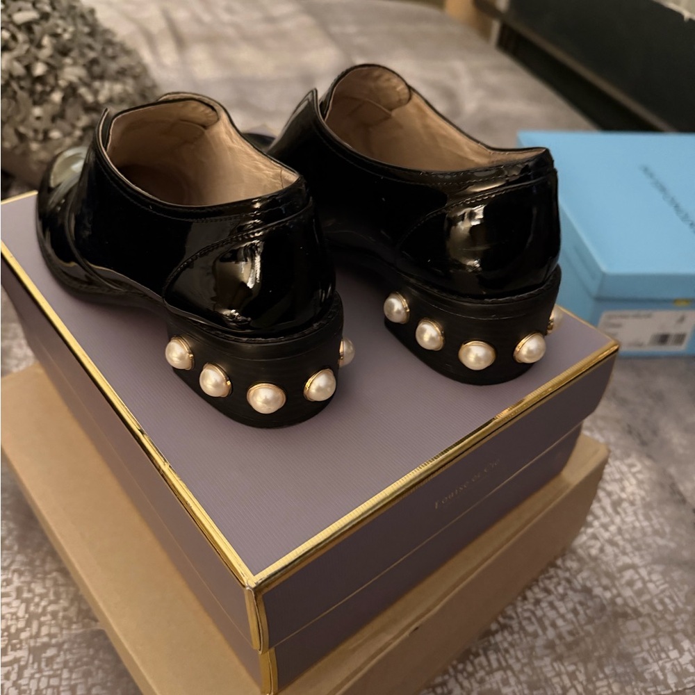 Louise et Cie Black Patent Leather Loafers - Picture 2 of 3